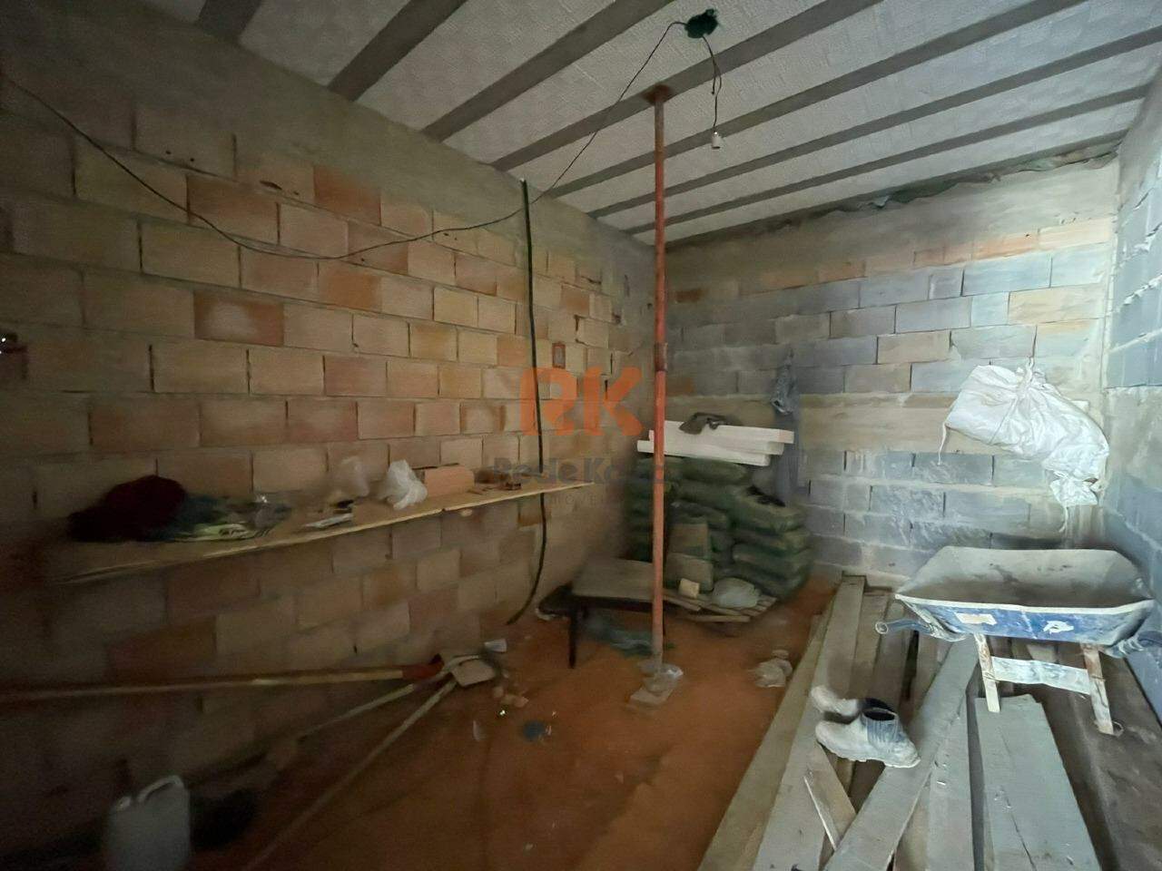 Casa geminada à venda no Cândida Ferreira: 