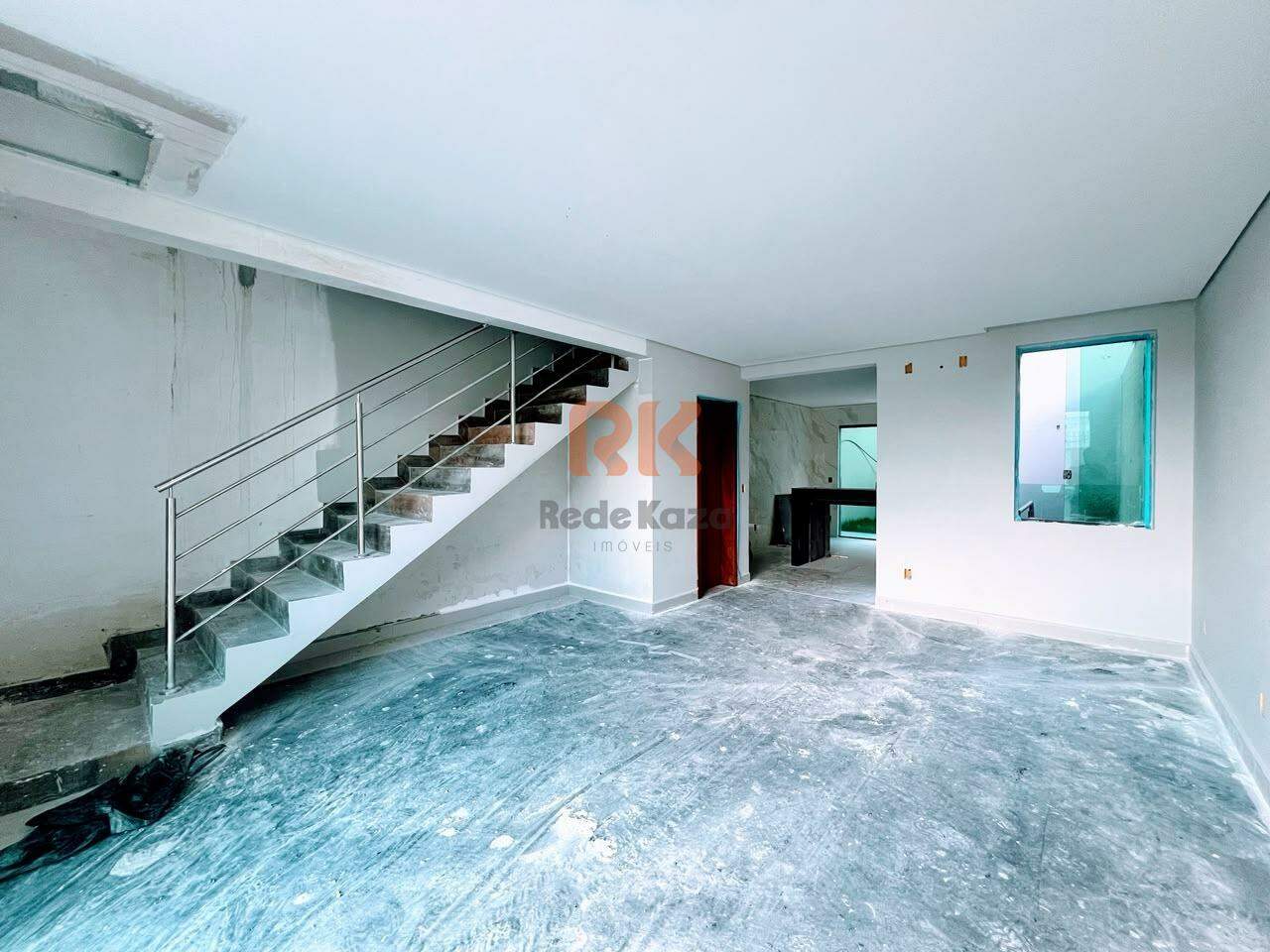 Casa geminada à venda no Cândida Ferreira: 