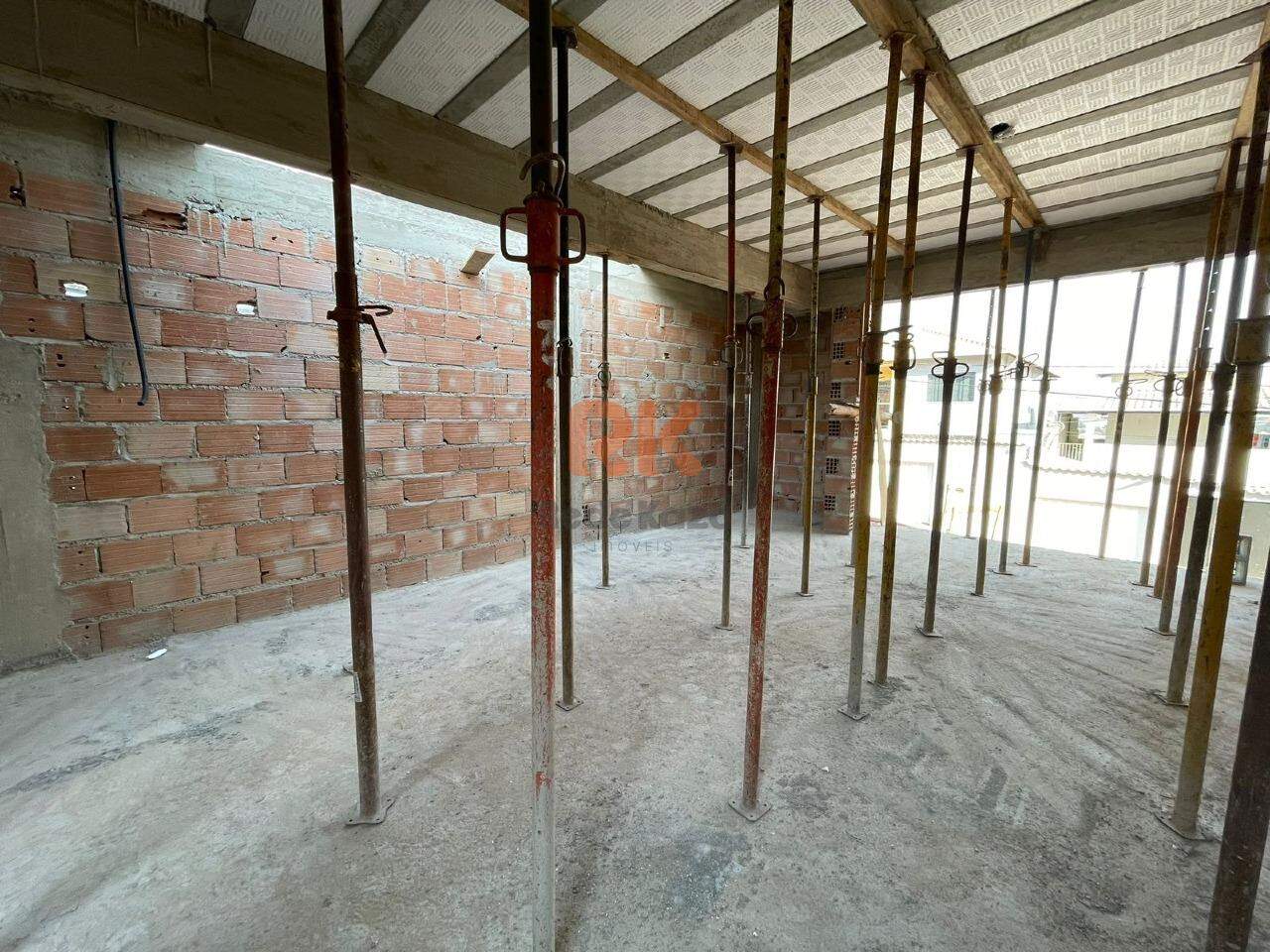 Casa geminada à venda no Cândida Ferreira: 