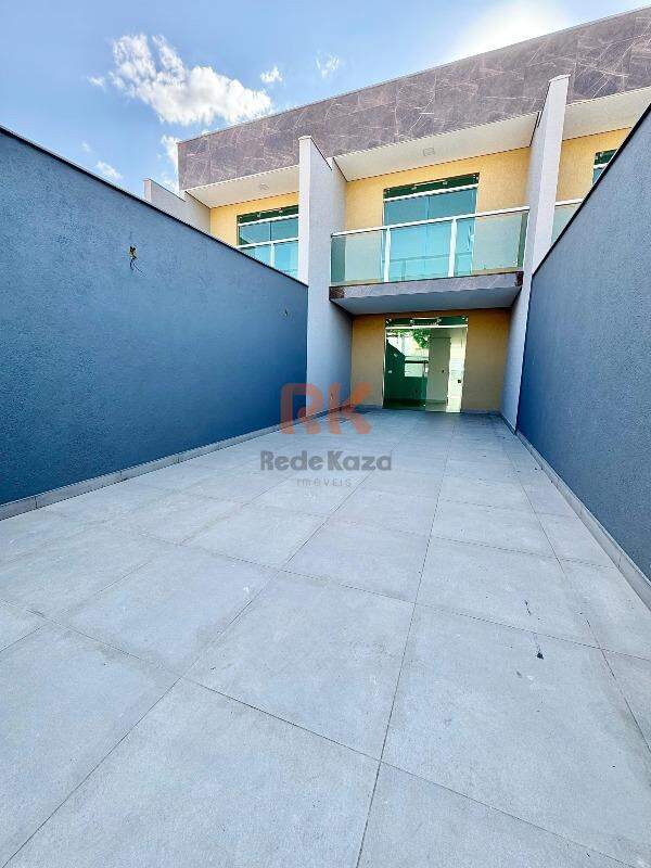 Casa geminada à venda no Parque XangriLá: 