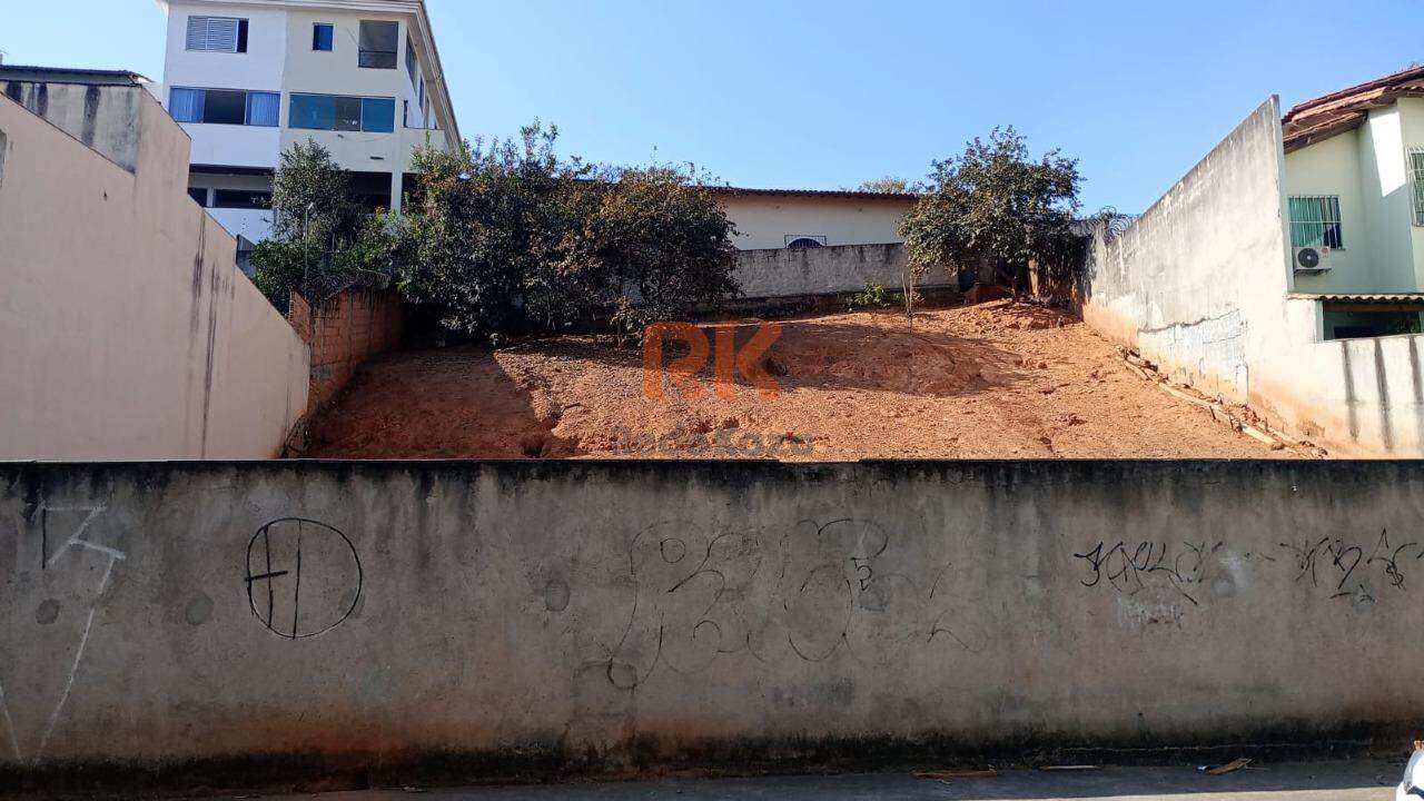 Lote à venda no Paquetá: 