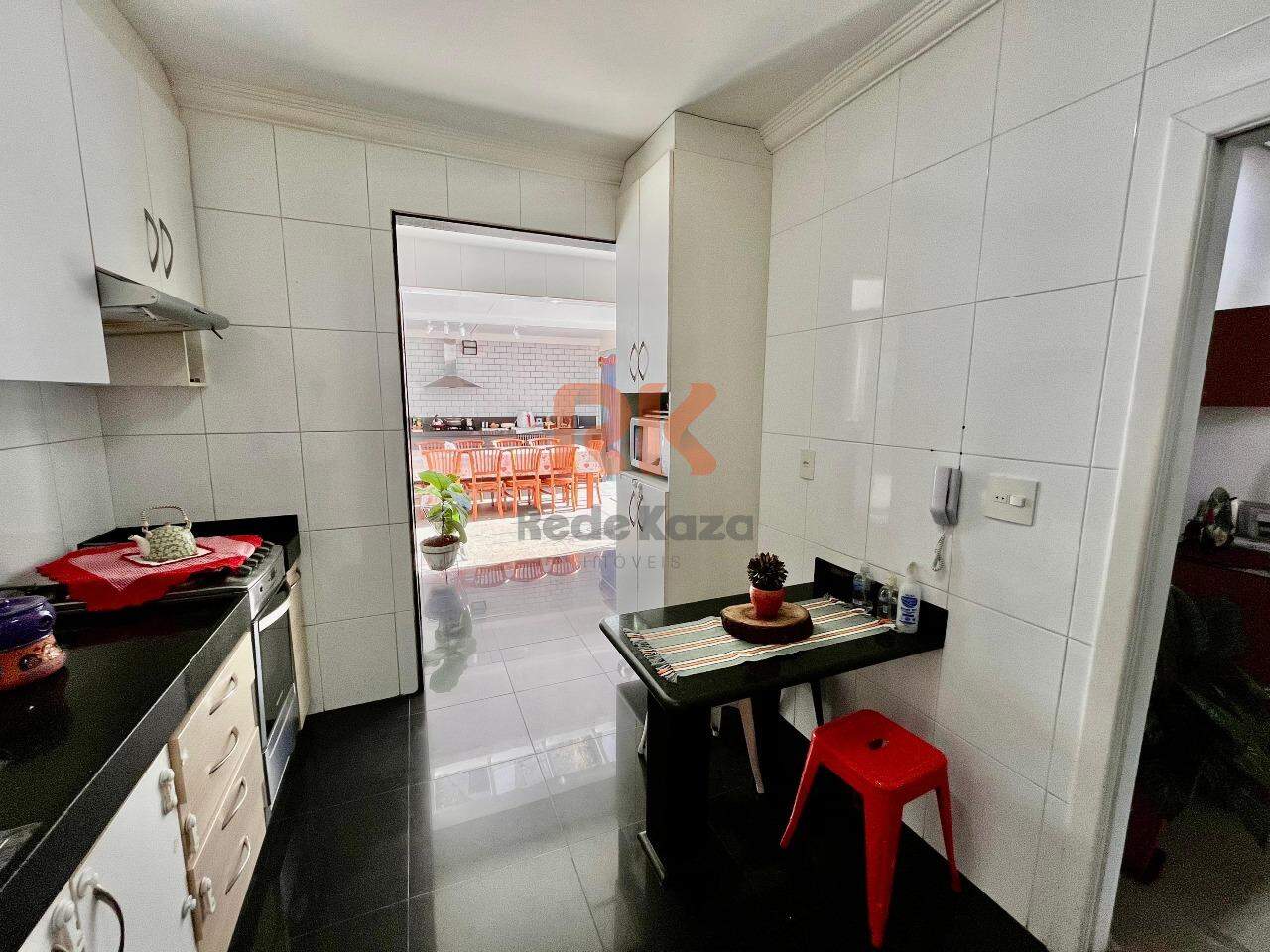 Área privativa à venda no Jaraguá: 