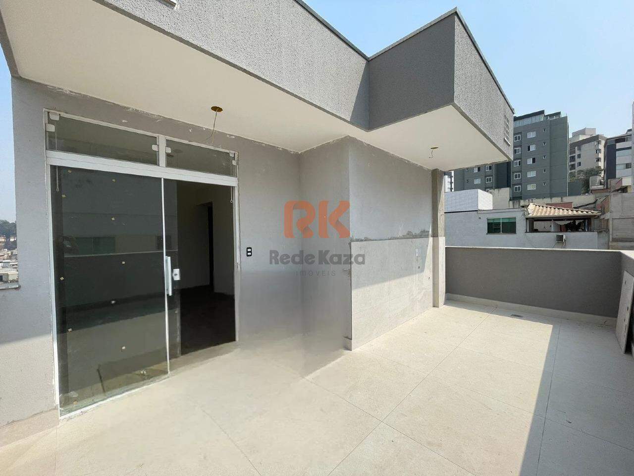 Cobertura à venda no Cabral: 