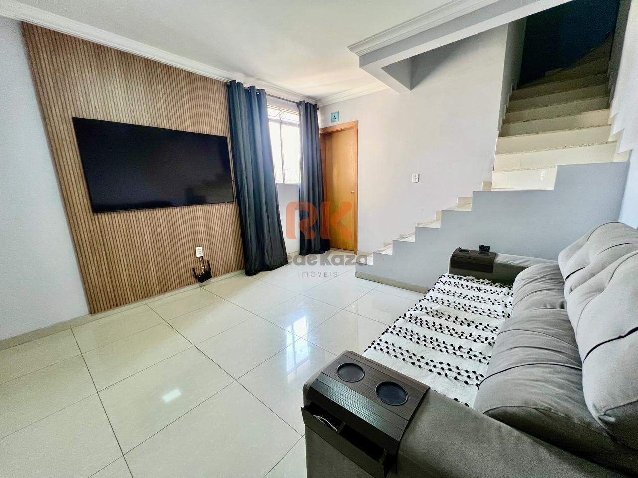 Cobertura à venda no Arvoredo: 