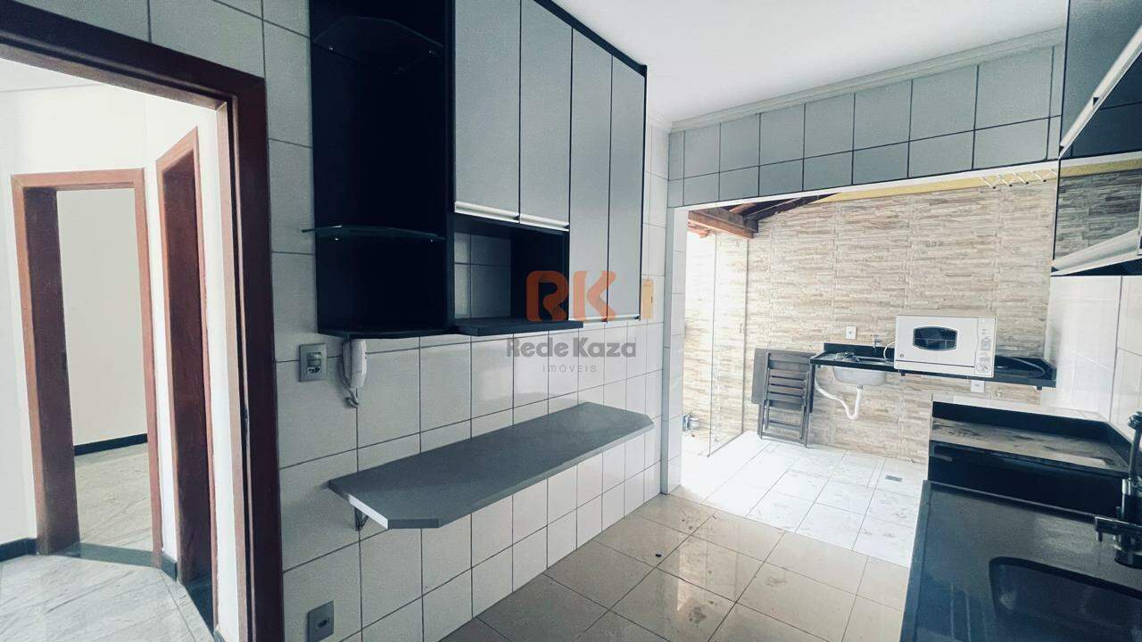 Casa para aluguel no Cabral: 