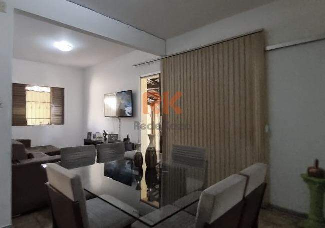 Casa à venda no Serrano: 