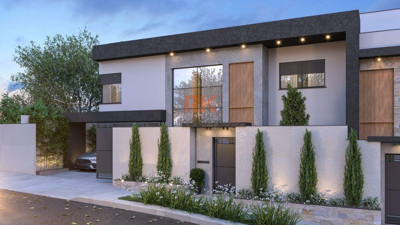 Casa geminada à venda no Cabral: 