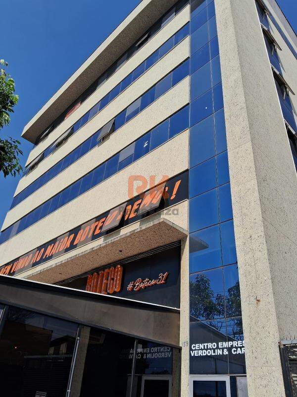 Andar Corrido à venda no Cabral: 