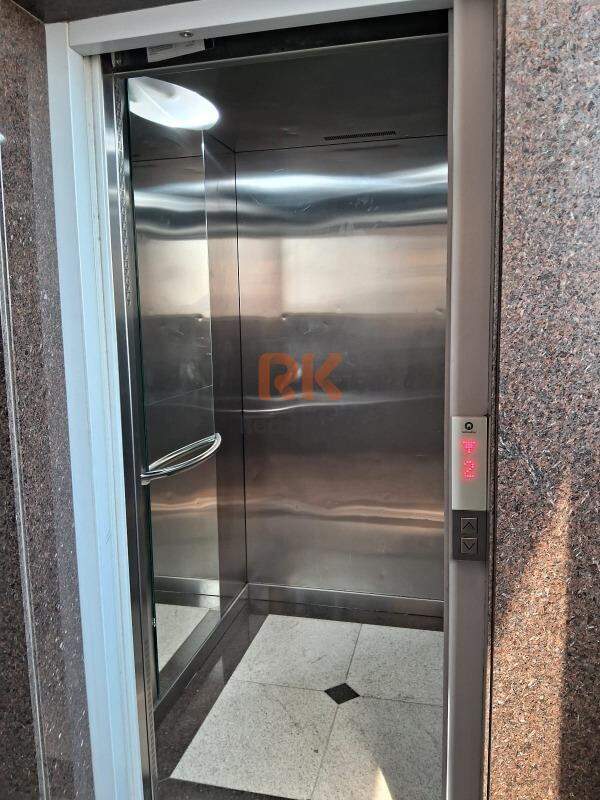 Andar Corrido à venda no Cabral: 