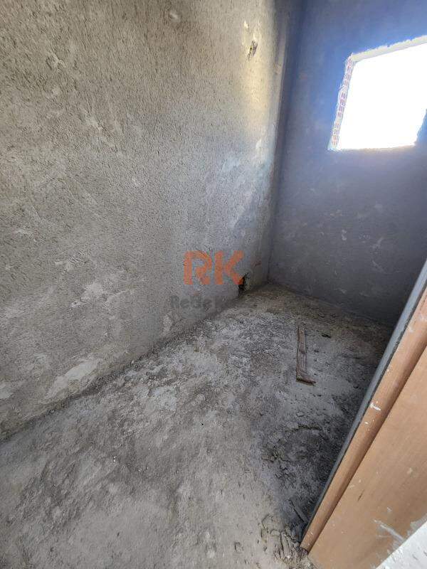 Casa geminada à venda no Cândida Ferreira: 