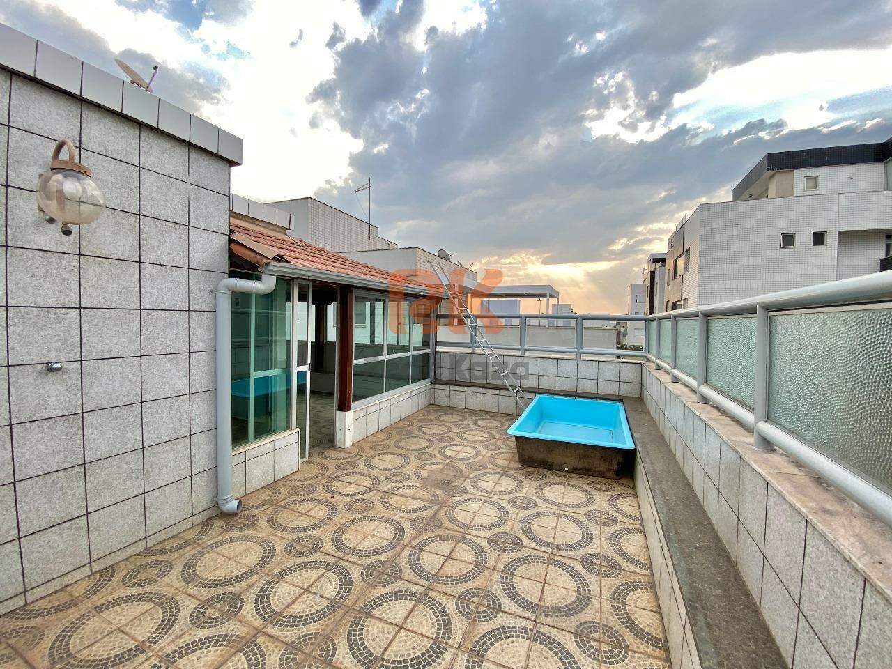 Cobertura à venda no Dona Clara: 