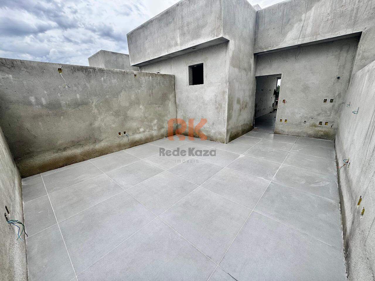 Sala à venda no Parque XangriLá: 