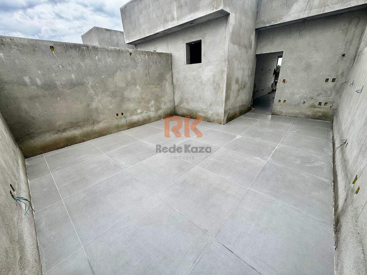 Sala à venda no Parque XangriLá: 