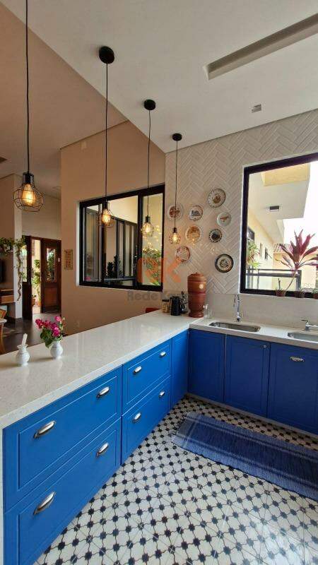 Casa à venda no Cabral: 