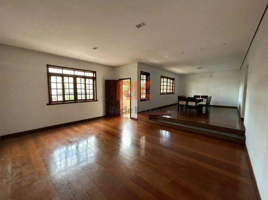 Casa para aluguel no Castelo: 