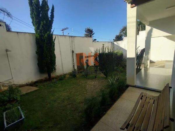 Casa à venda no Trevo: 