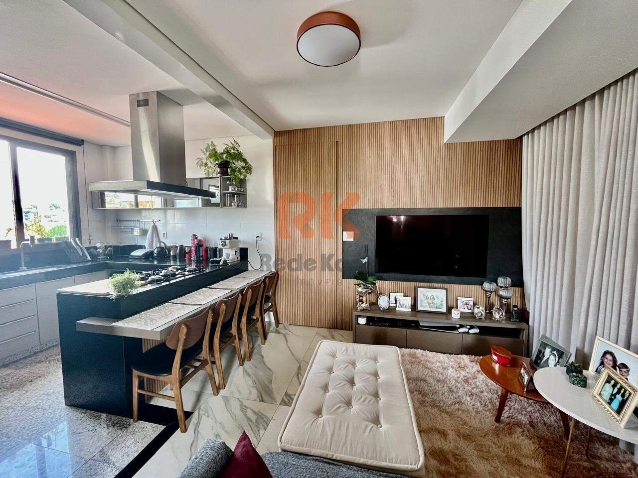 Cobertura à venda no Itapoã: 