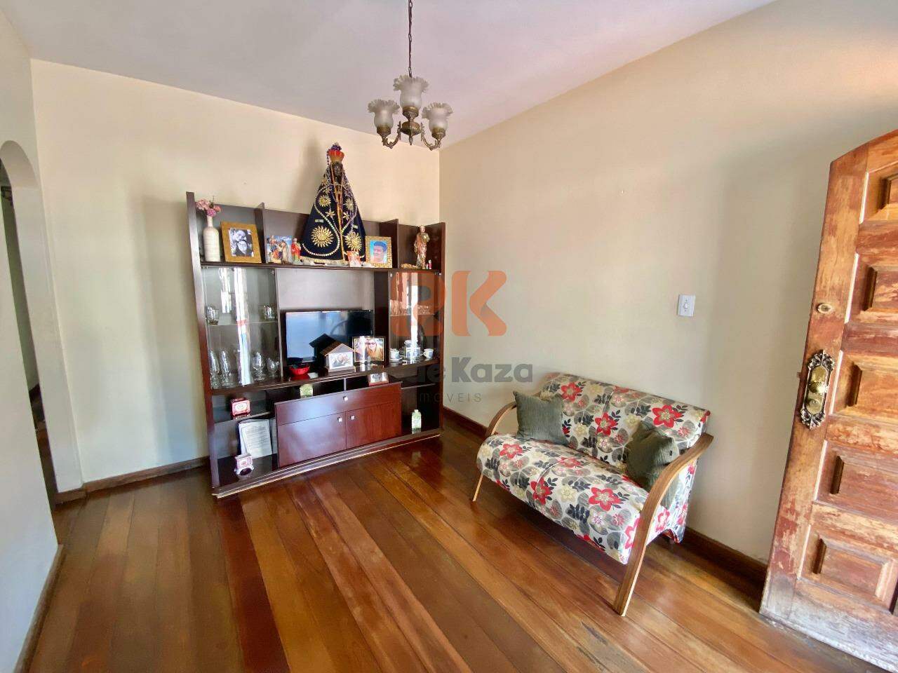 Casa à venda no Itapoã: 