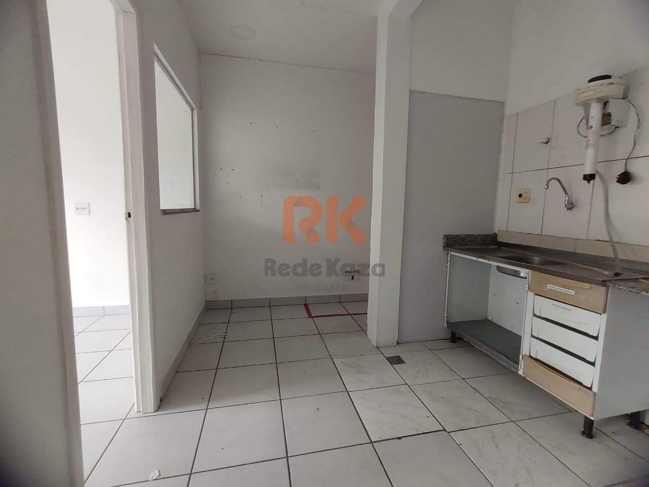 Casa comercial para aluguel no São Luiz: 