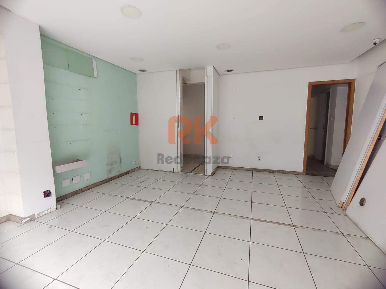 Casa comercial para aluguel no São Luiz: 