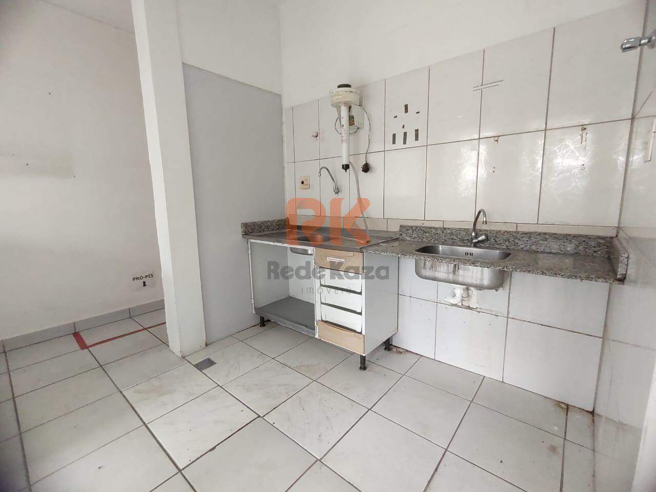 Casa comercial para aluguel no São Luiz: 