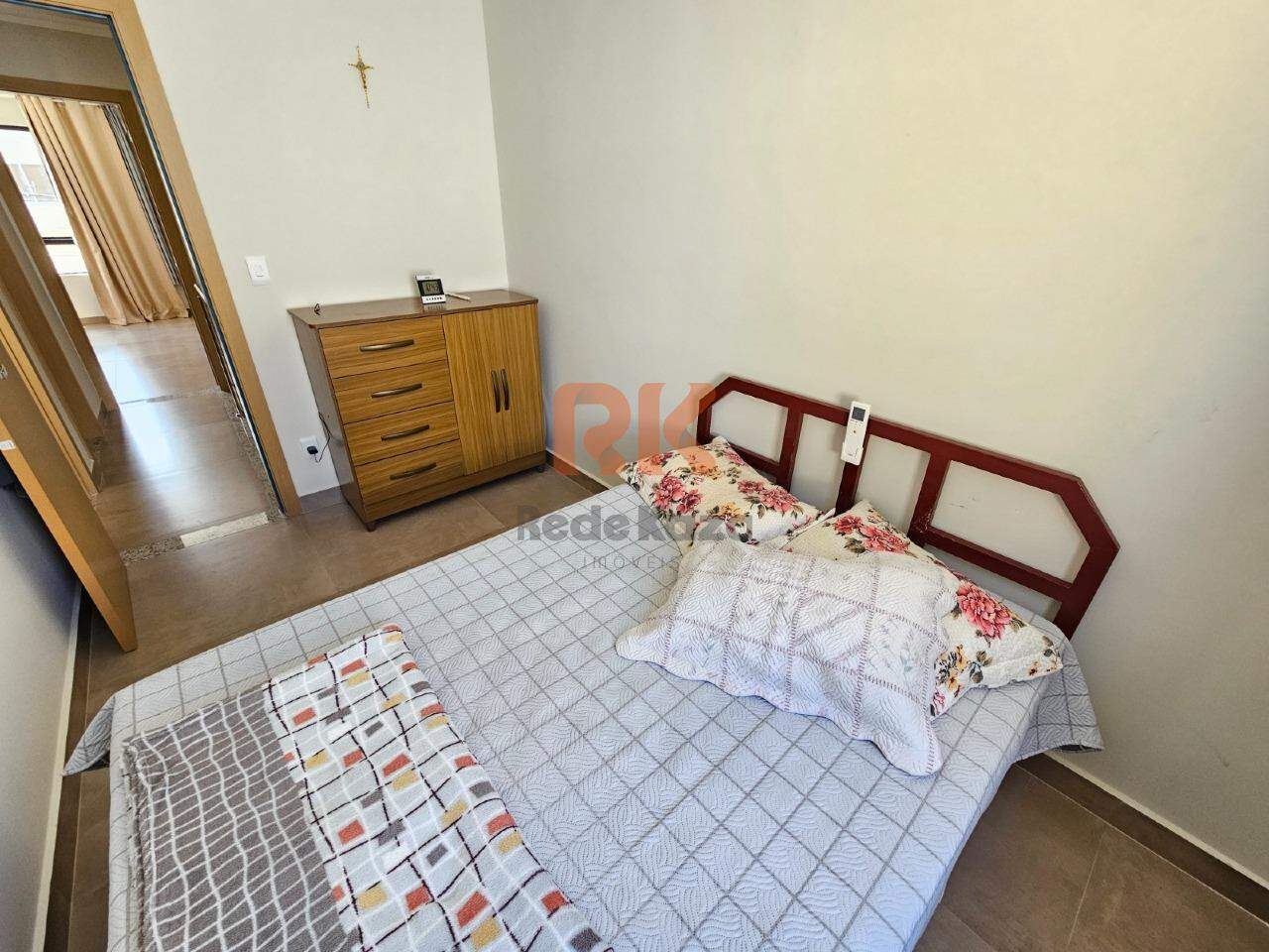 Casa geminada para aluguel no Santa Rosa: 