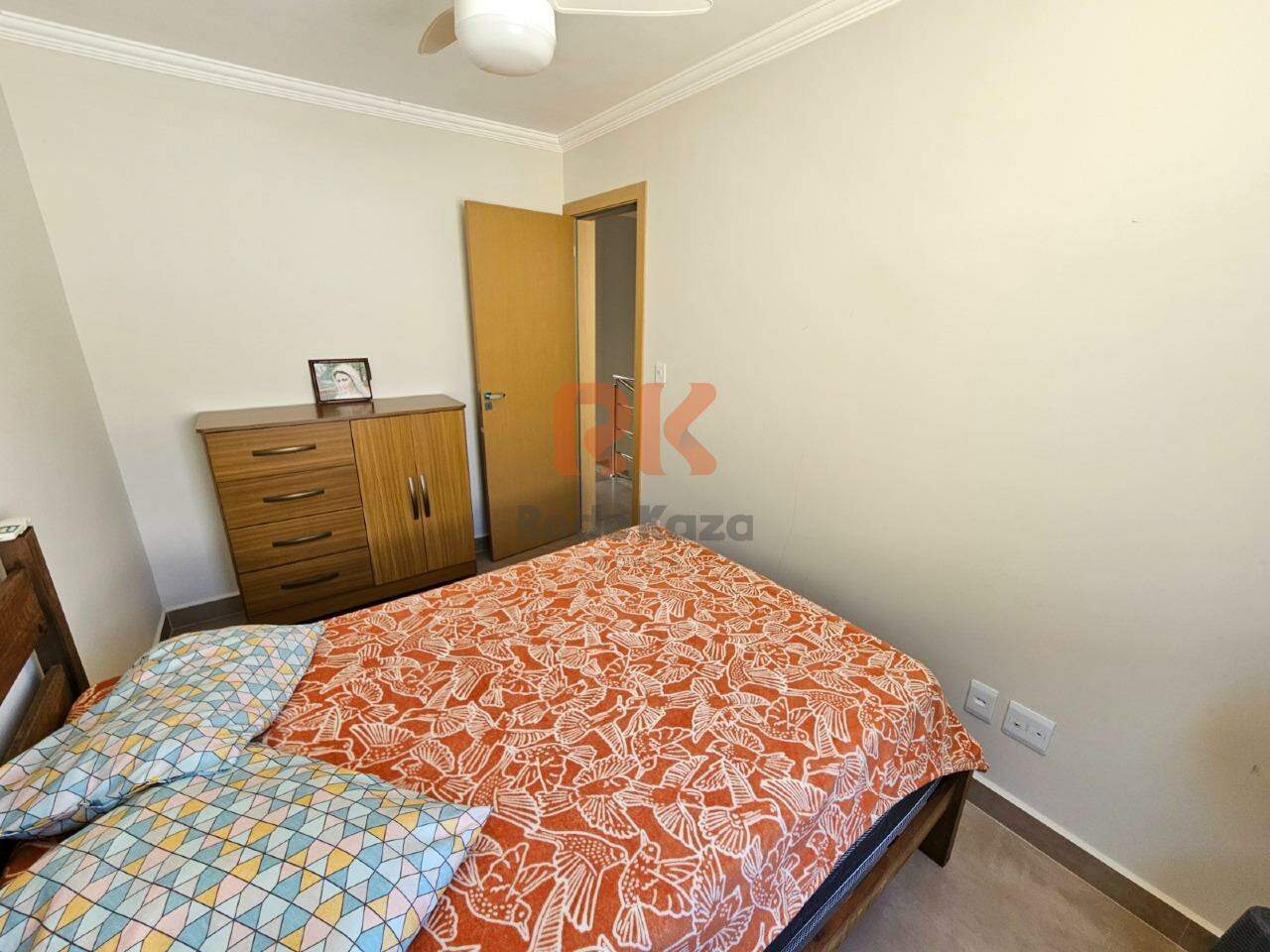 Casa geminada para aluguel no Santa Rosa: 