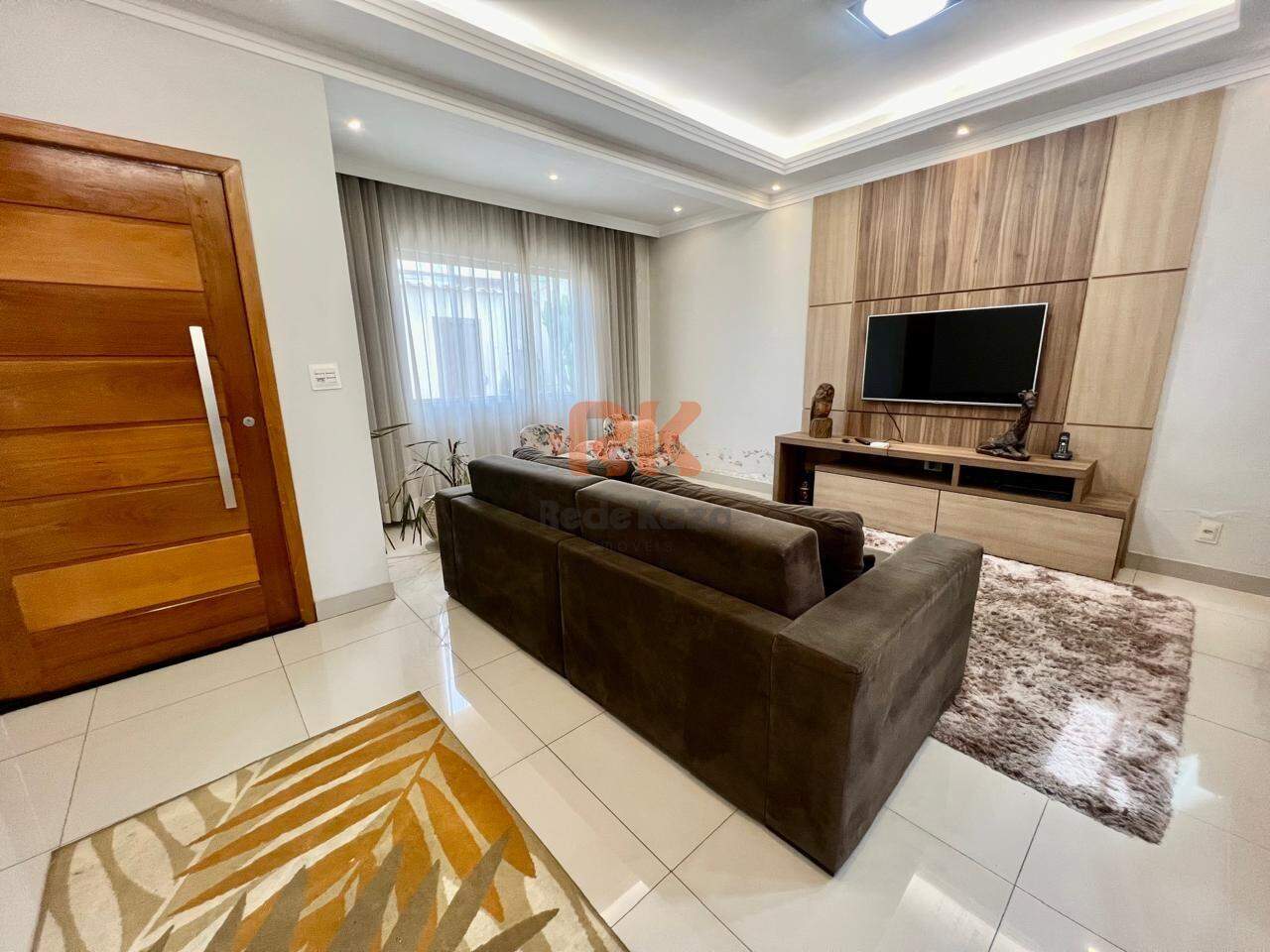 Casa à venda no Kennedy: 