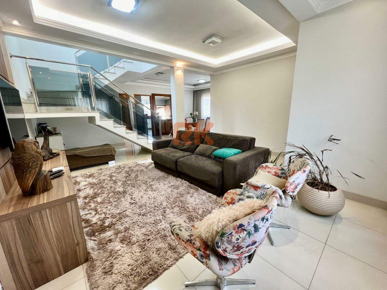 Casa à venda no Kennedy: 