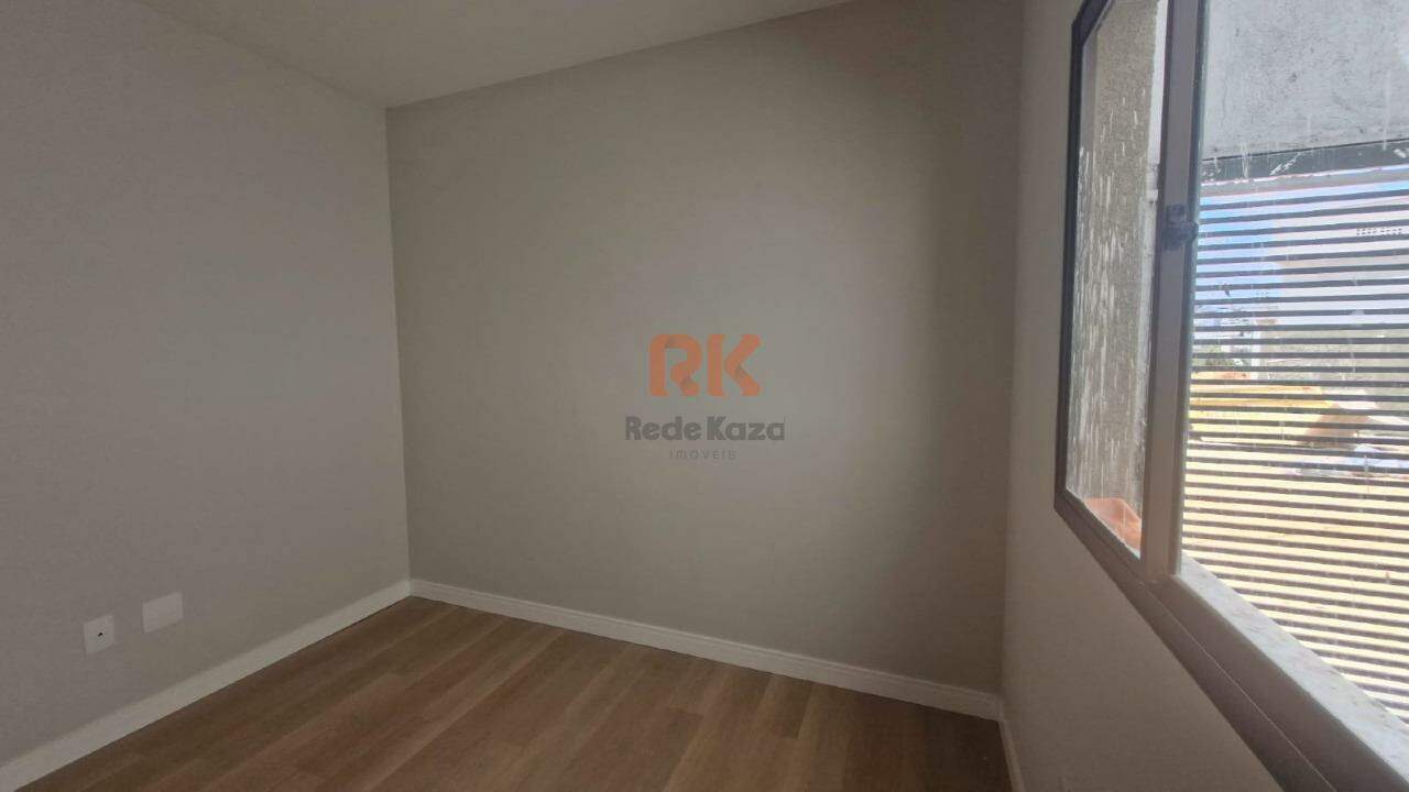 Casa em condomínio à venda no Centro: 