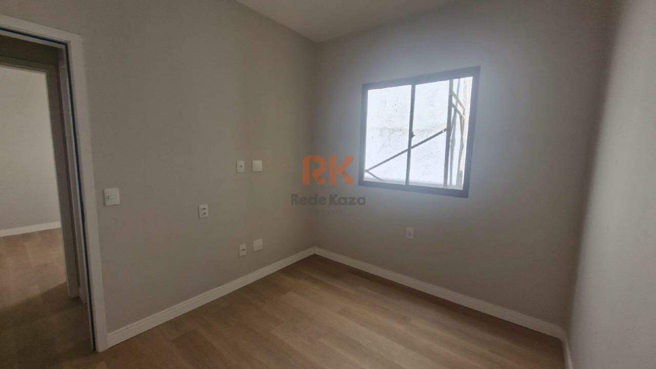 Casa em condomínio à venda no Centro: 