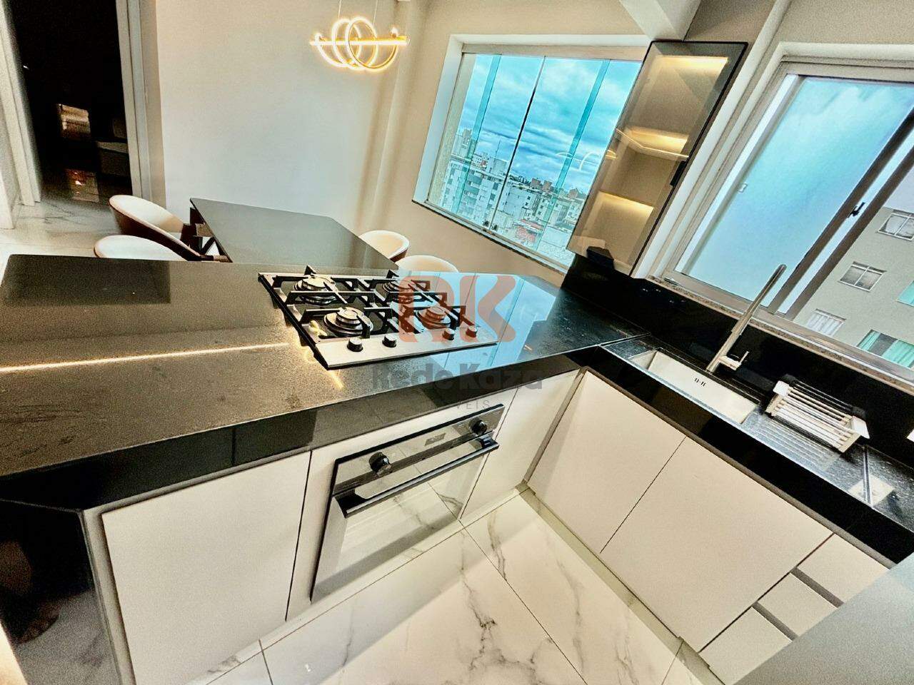 Apartamento à venda no Manacás: 