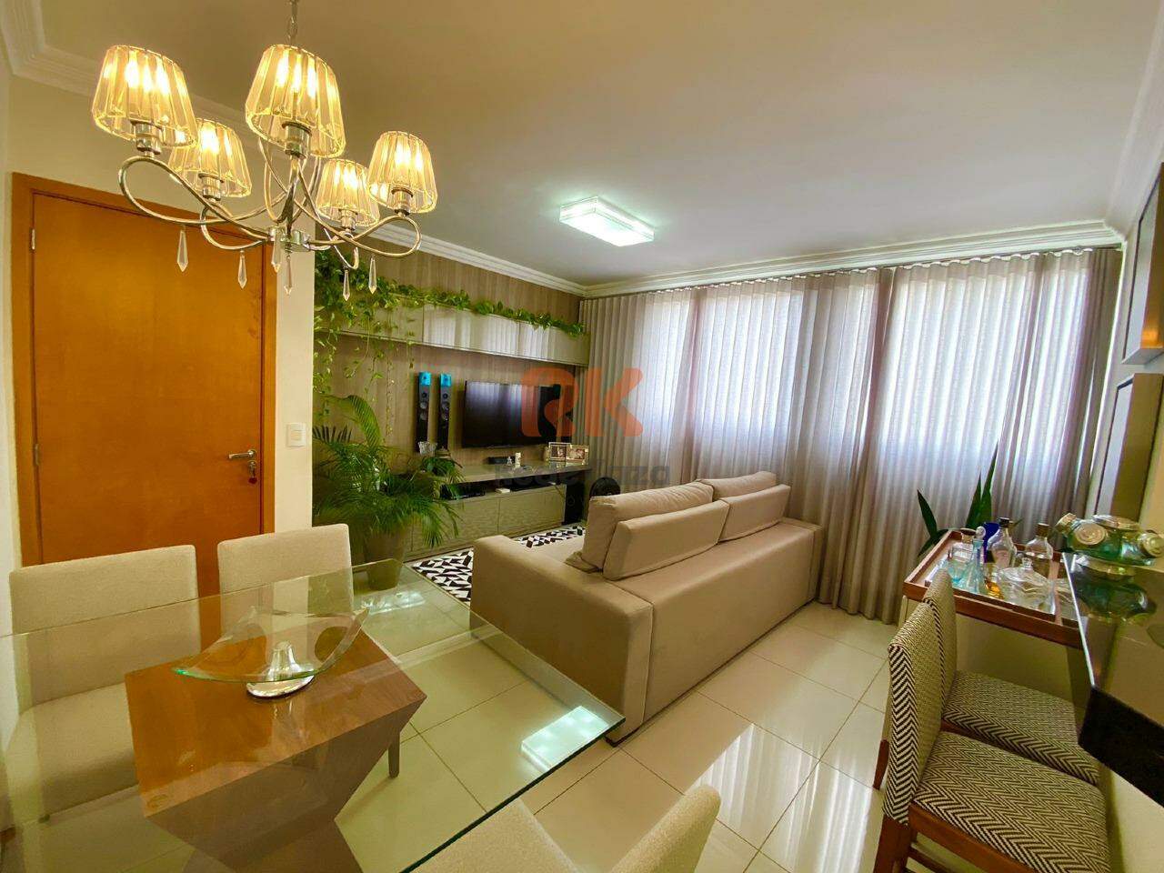 Apartamento à venda no Cabral: 