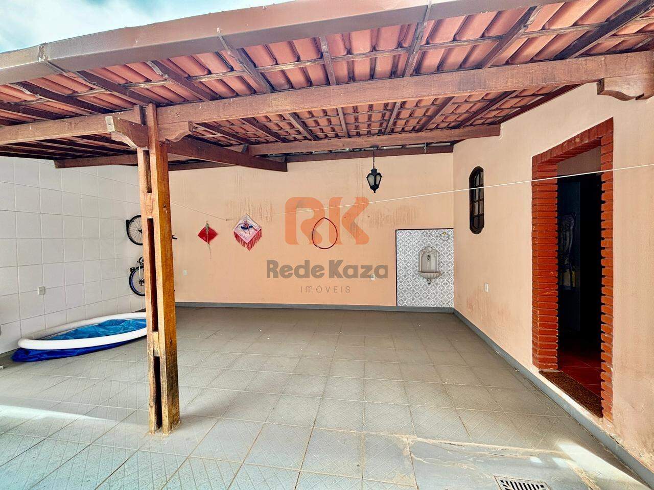 Casa à venda no Planalto: 