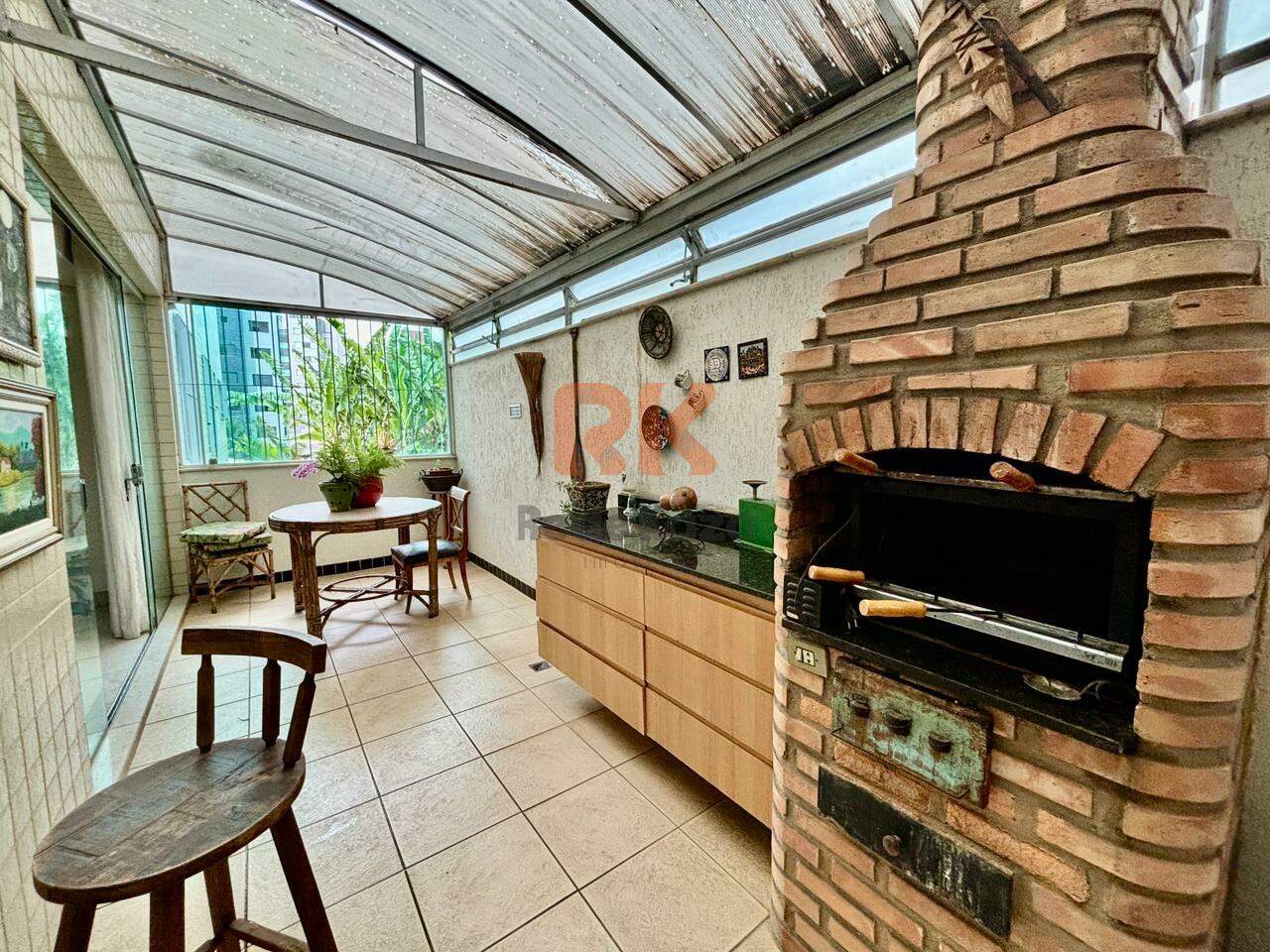 Área privativa à venda no Liberdade: 