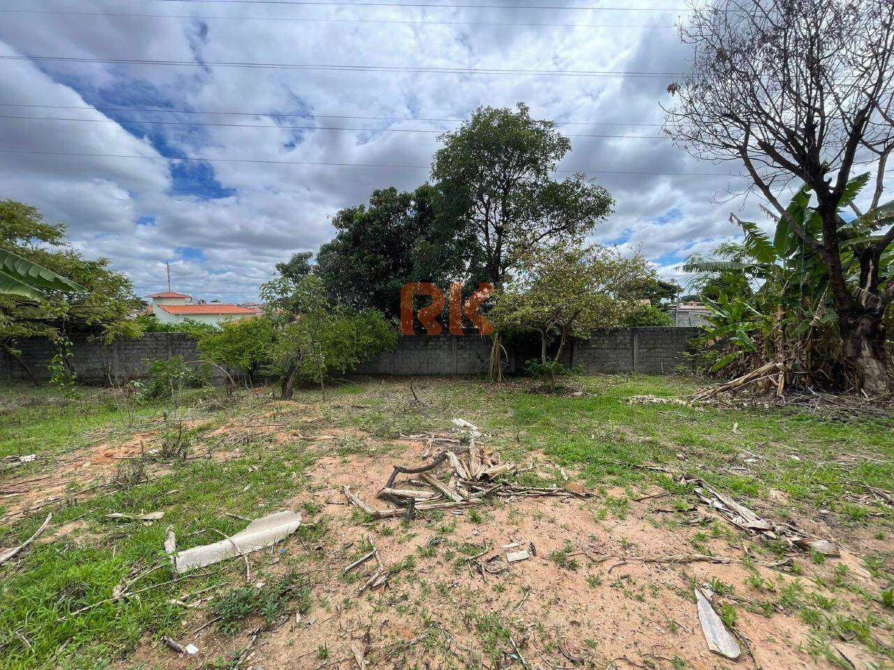 Lote à venda no Chácara Cotia: 