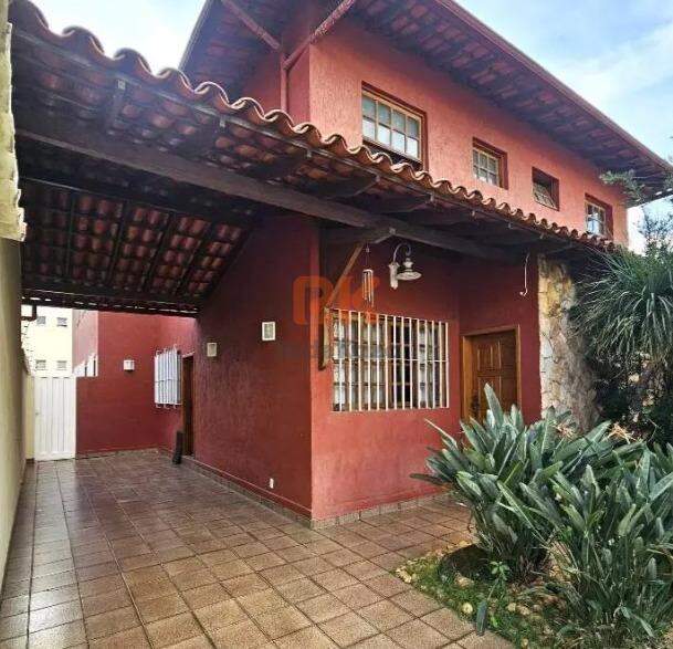 Casa geminada à venda no Castelo: 