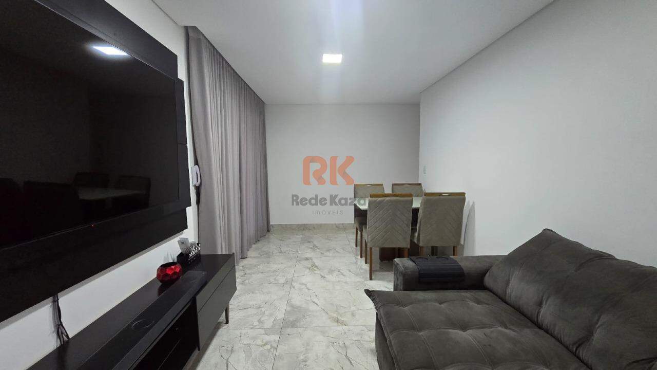 Casa geminada à venda no Vale Das Orquideas: 