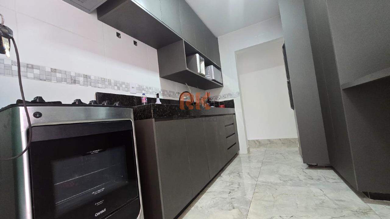 Casa geminada à venda no Vale Das Orquideas: 