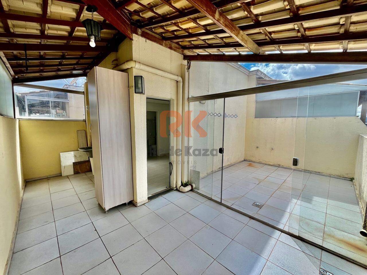 Cobertura à venda no Itapoã: 