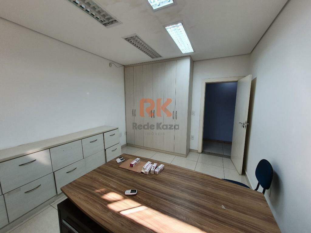 Área Comercial para aluguel no Cabral: 