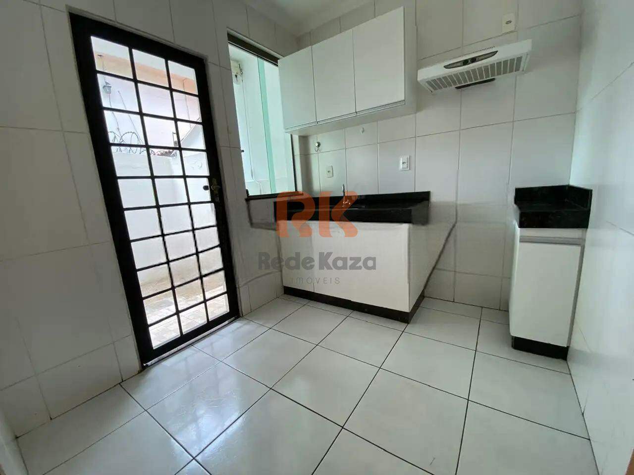 Casa geminada à venda no Paquetá: 