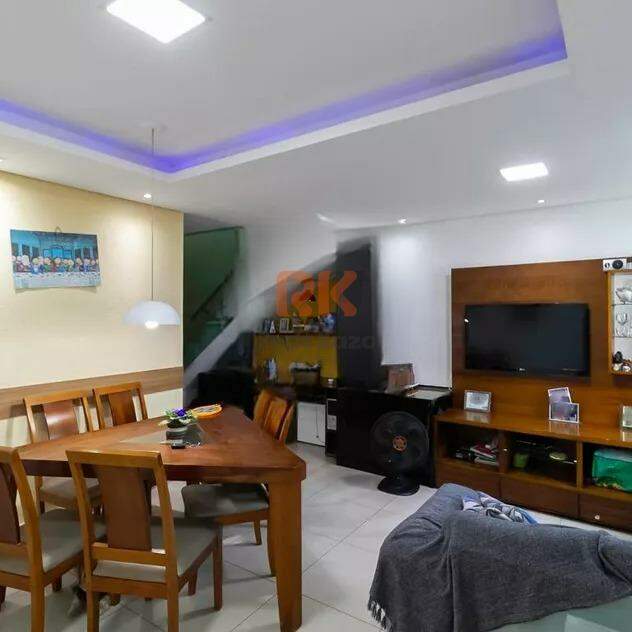 Casa geminada à venda no Santa Terezinha: 