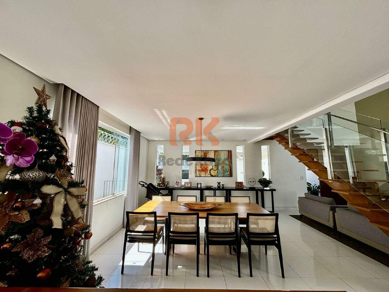 Casa à venda no Trevo: 