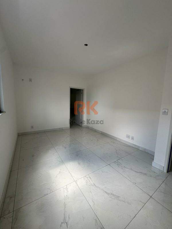 Apartamento à venda no Cabral: 