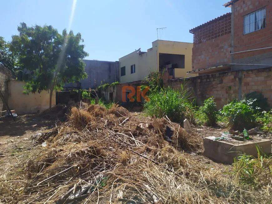 Terreno / Área à venda no São Joaquim: 