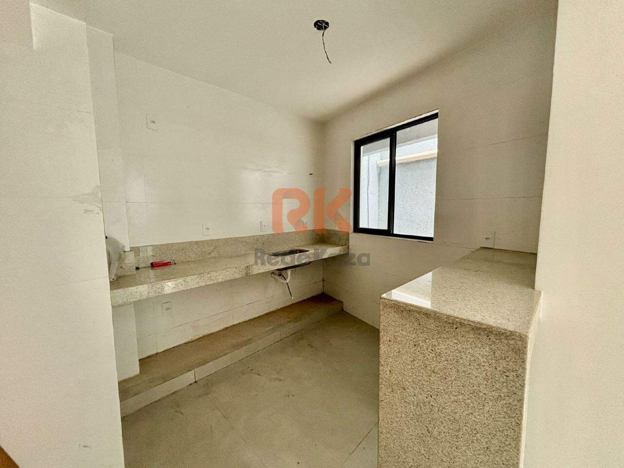 Casa à venda no Planalto: 