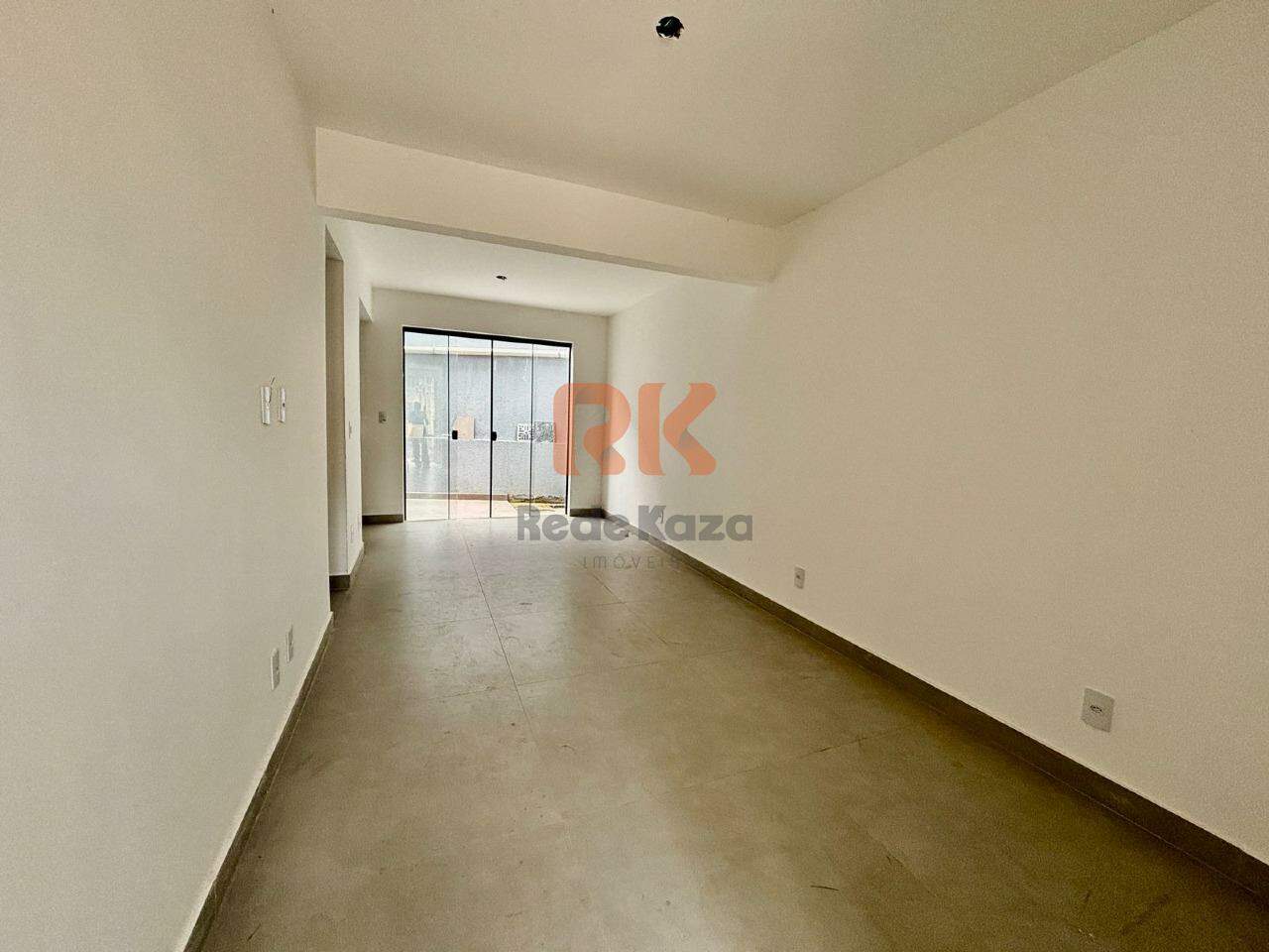 Casa à venda no Planalto: 