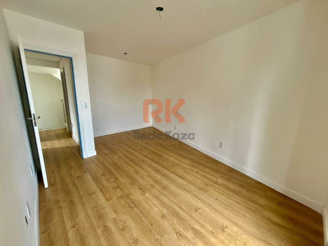 Casa à venda no Planalto: 