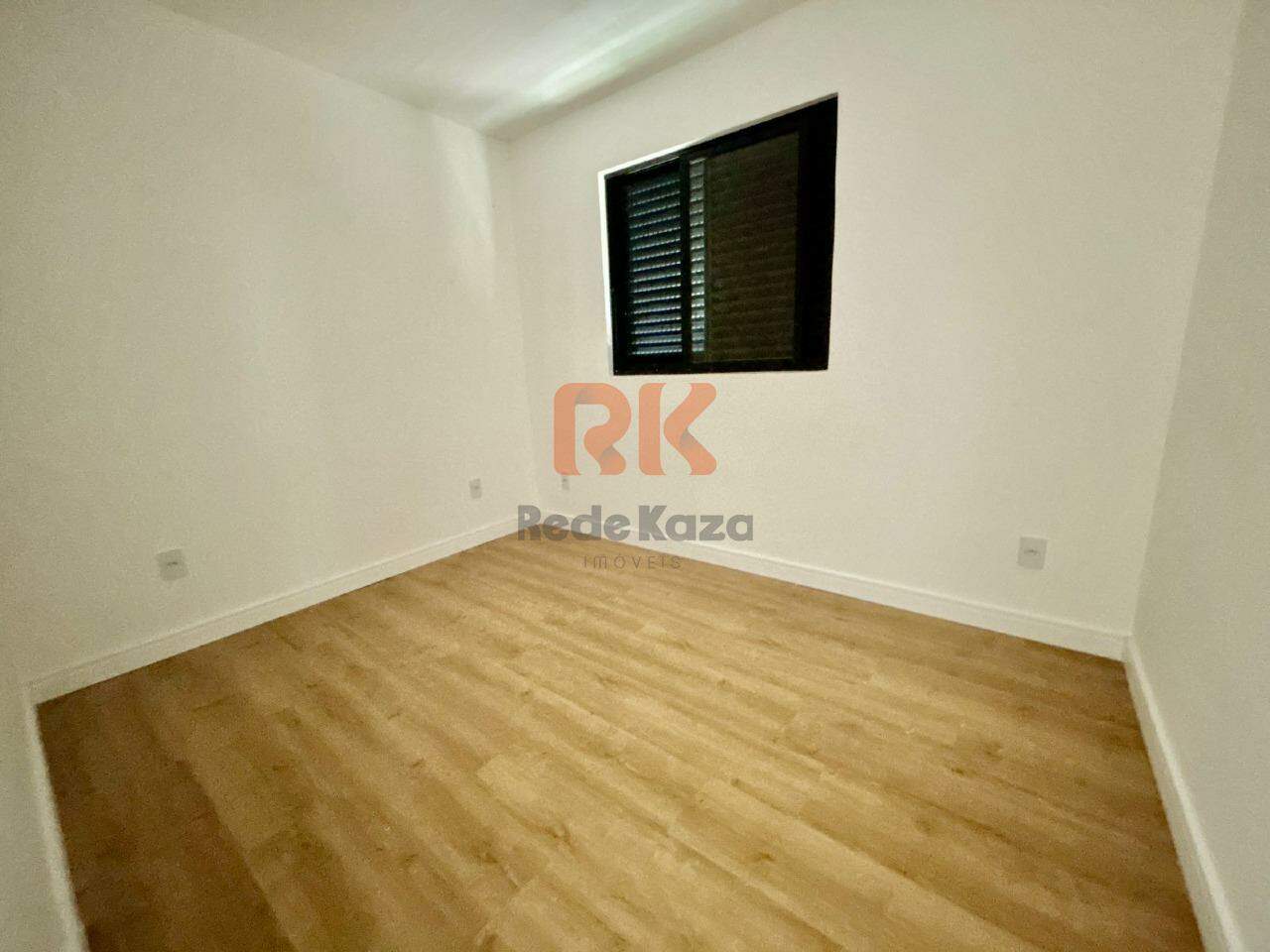 Casa à venda no Planalto: 